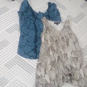 Banana Republic lot of 2 tops size xs